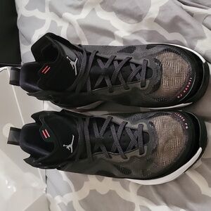 Jordan 37(XXXVII) mens size 13